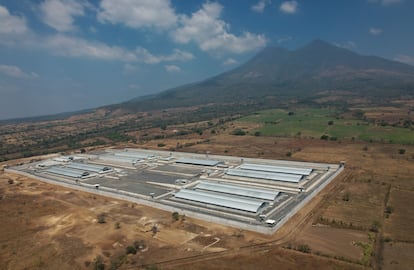 The Containment Center for Terrorism in El Salvador