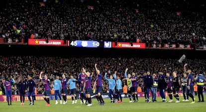 Celebración de equipo y cuerpo técnico del Barcelona.