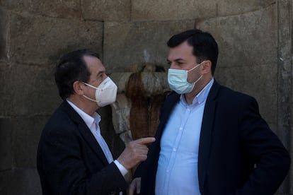 Abel Caballero y su sobrino Gonzalo, candidato del PSdeG a la Xunta, el pasado día 20 en una visita a Ourense.