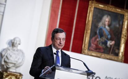 El presidente del Banco Central Europeo (BCE), Mario Draghi,durante su intervención en el acto del Centenario Deusto Business School celebrado hoy en la Real Academia de Bellas Artes de San Fernando.