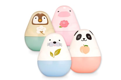 Cremas de manos que parecen adorables animalitos. Son de la marca de belleza coreana Etude House (A la venta en Miin Cosmetics, 6,29 euros).