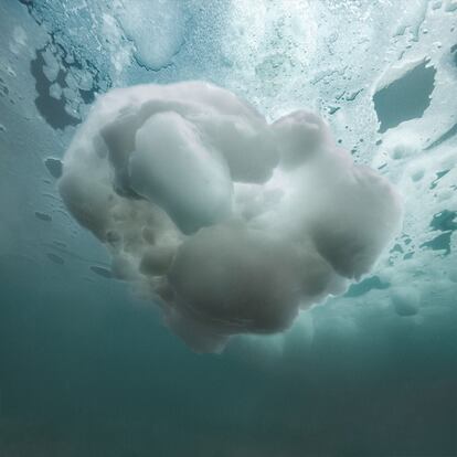 Hielos flotantes frente a Utorohigashi, en la isla japonesa de Hokkaido.