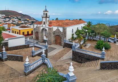 Vista de la iglesia de Nuestra Señora de la Concepción, en la villa de Valverde (El Hierro).