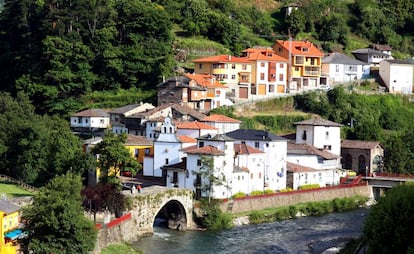 Pueblo de Cangas del Narcea, en Asturias.