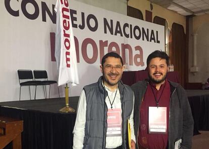 Mart Batres y Sebastin Ramrez en el Consejo Nacional de Morena, el 19 de noviembre de 2017.