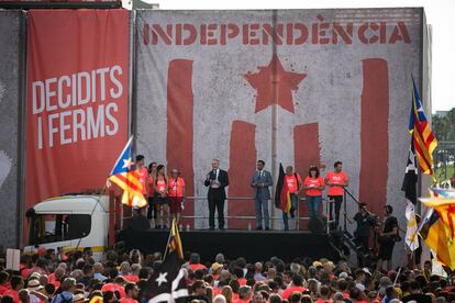 Escenario donde se han hecho los parlamentos de la manifestación.