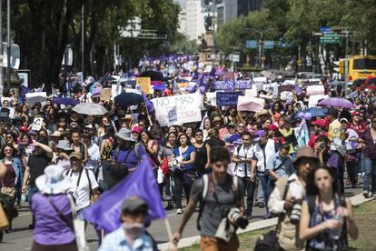 Manifestación en contra del acoso y la violencia de género desde Ecatepec, Estado de México, hasta la Ciudad de México.