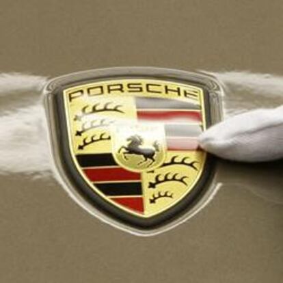 Porsche baja sus ventas.