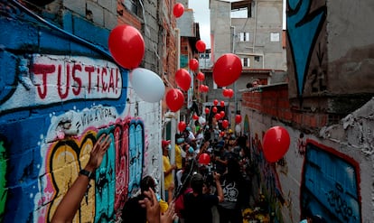 Moradores de Paraisópolis protestam pela impunidade um ano após morte de jovens asfixiados em meio à ação da PM.