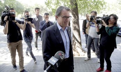 El presidente de la Generalitat y de CiU, Artur Mas, a su llegada a la reunión de la Comisión Ejecutiva Nacional de la federación nacionalista que se está celebrando para analizar los resultados electorales del 24M.