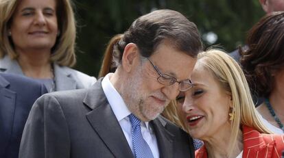 Cristina Cifuentes y Mariano Rajoy.