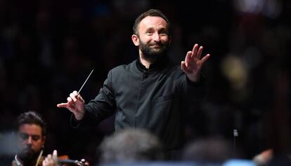 El director d'orquestra rus Kirill Petrenko, en plena actuació.