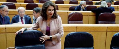 La ministra de Hacienda, María Jesús Montero, durante el debate de presupuestos,este lunes en el Senado.-EFE