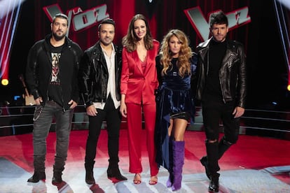 Antonio Orozco, Luis Fonsi, Eva González, Paulina Rubio y Pablo López, en la presentación de 'La Voz'.