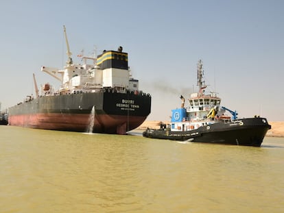 Barcos en el canal de Suez (Egipto), en agosto.