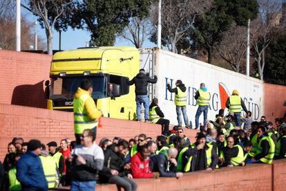 Els taxistes, entrant a la ronda Litoral.