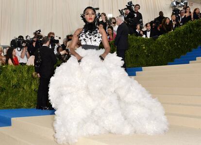 La cantante, productora y actriz estadounidense Janelle Monáe en la pasada gala del Met.