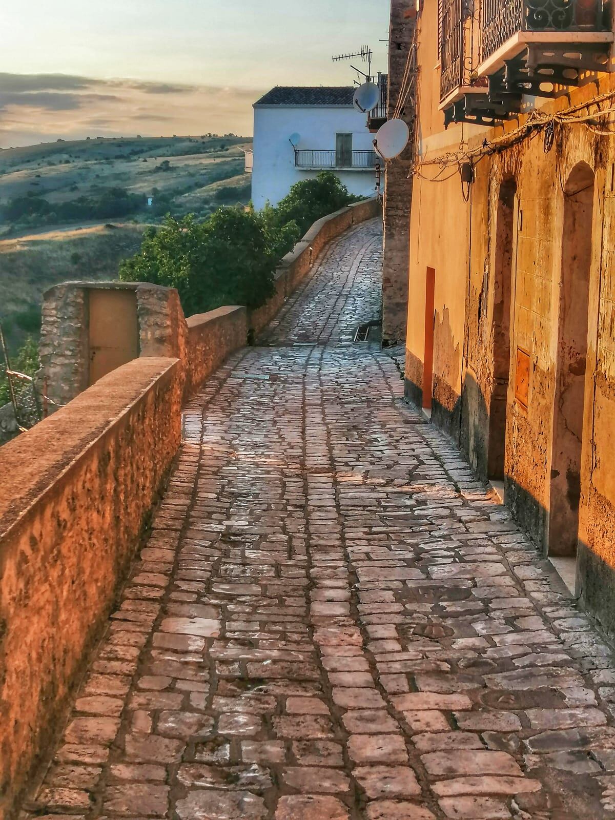 Una calle de Tricarico.