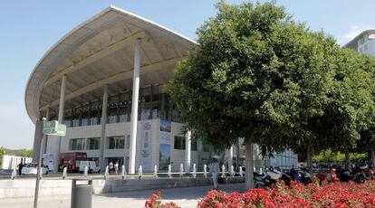 Exterior del Palacio de Congresos de Valencia, diseñado por Norman Foster.