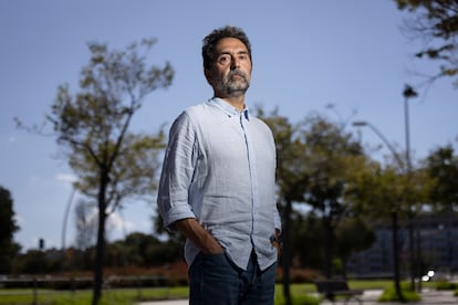 Jordi Batalla, fotografiado en en barrio del Bon Pastor de Barcelona. 
