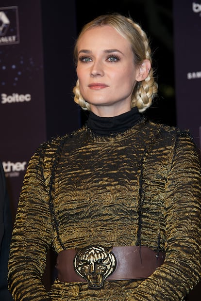 Diane Kruger sorprendió con este elaborado recogido basado en trenzas.