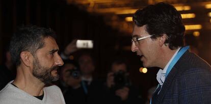 Ernesto Valverde, junto a su homólogo Unai Emery, también presente en San Mamés.