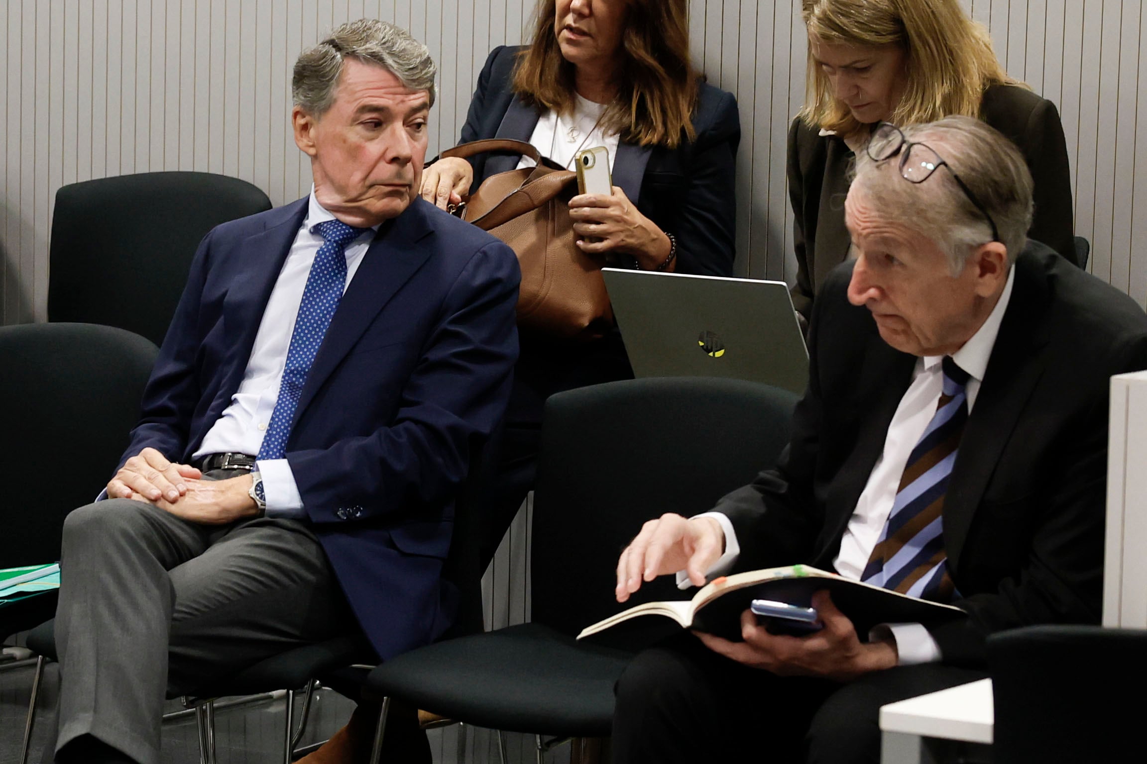 El expresidente madrileño Ignacio González se declara inocente en el arranque de su primer juicio de Lezo