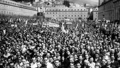 Mitin de clausura del congreso de las Juventudes de Acción Popular.