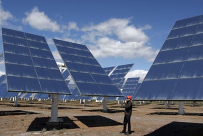 Campo de colectores solares en Almería.