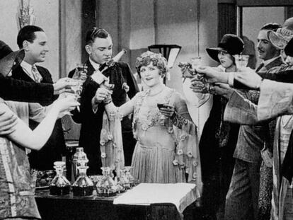 Escena de la película 'Champagne' (1928), de Alfred Hitchcock.