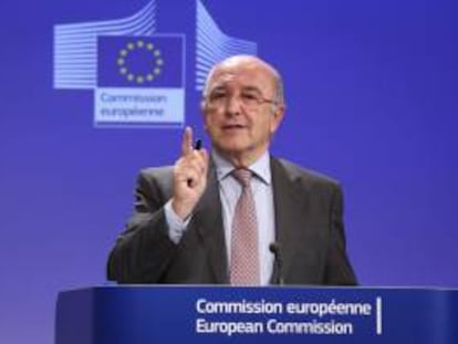 El comisario europeo de Competencia, Joaquín Almunia, durante una rueda de prensa en Bruselas, Bélgica. EFE/Archivo