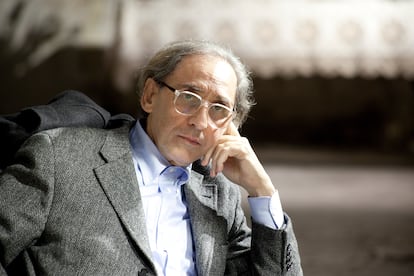 Franco Battiato, en Turín en 2010. Fotografía de Leonardo Cendamo/Getty Images. 