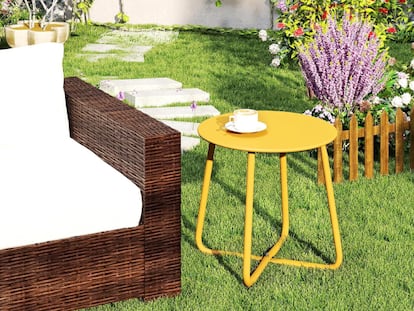 La mesa auxiliar exterior para terraza o jardín