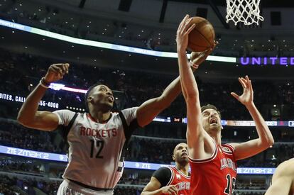 Dwight Howard y Pau Gasol.