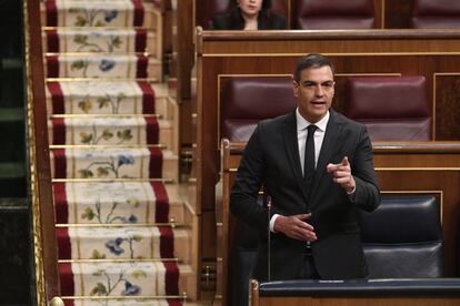 El presidente del Gobierno, Pedro Sánchez, durante su intervención en el pleno de sesión de control al Gobierno.