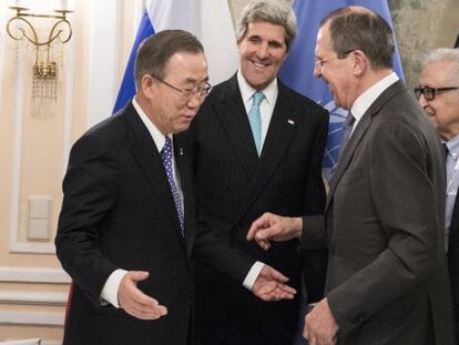 Ban Ki-moon, John Kerry, Sergei Lavrov  y Lakhdar Brahimi, ayer en M&uacute;nich. 