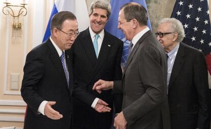 Ban Ki-moon, John Kerry, Sergei Lavrov y Lakhdar Brahimi, ayer en Múnich.