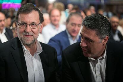 Rajoy (esquerra), amb el líder del PP català, Xavier García Albiol.