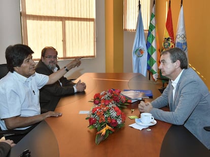 Evo Morales y Jos&eacute; Luis Rodr&iacute;guez Zapatero este lunes en Cochabamba (Bolivia).