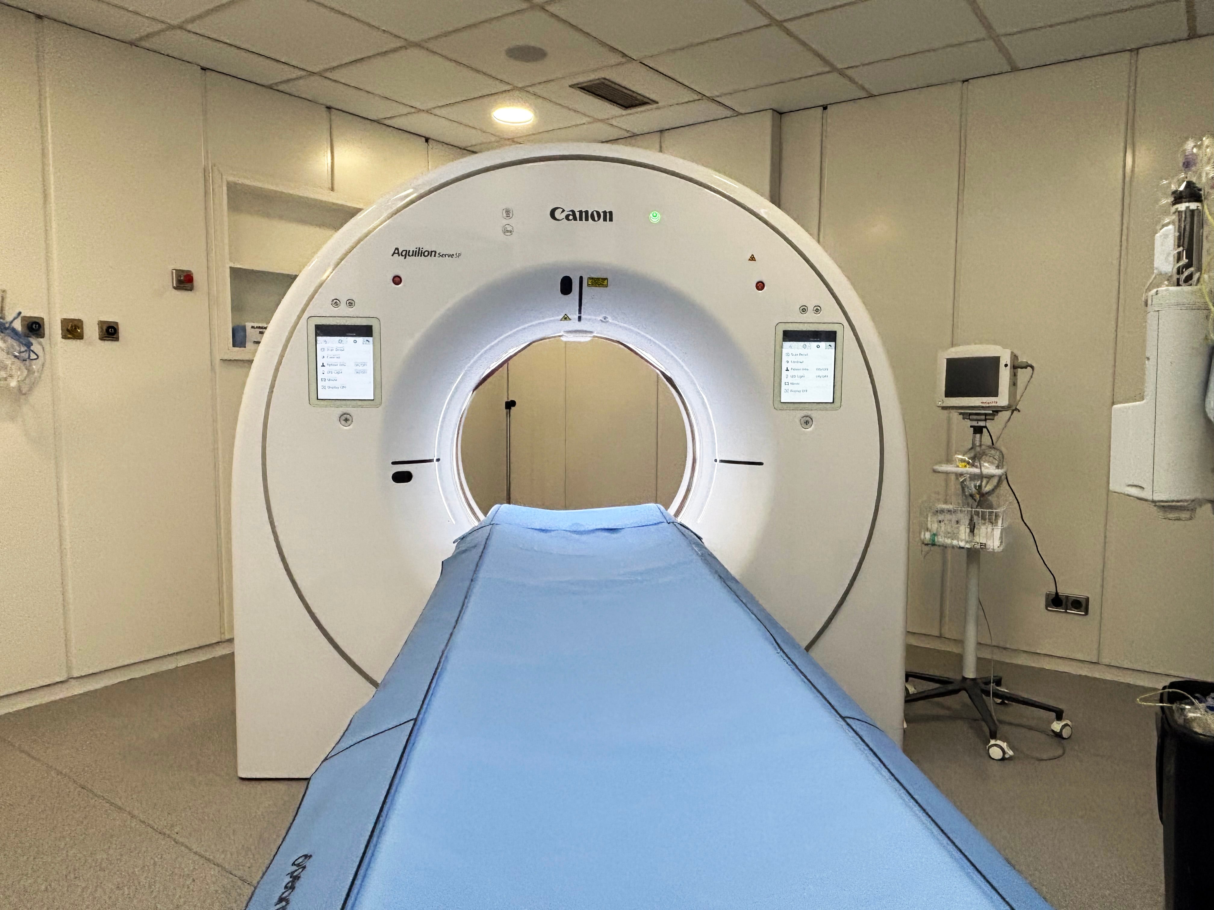 El robot Da Vinci adquirido este mes de junio en HLA Clínica Vistahermosa.