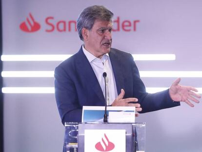 José Antonio Álvarez, Consejero delegado del Banco Santander, hoy miércoles, durante la presentación de resultados del grupo.