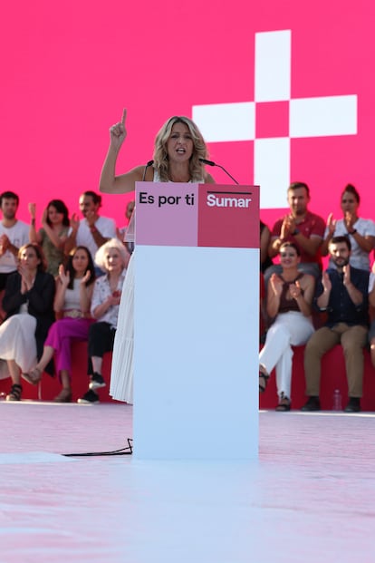 Yolanda Díaz en el cierre de campaña electoral del partido Sumar, en el anfiteatro Tierno Galván de Madrid.