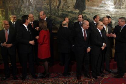 Algunas de las autoridades que han asistido al acto oficial que celebra los 34 primeros años de la Constitución Española, entre ellas, varios ministros, presidentes autonómicos y diputados.