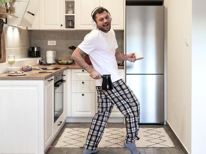 Los pantalones de pijama que querrás llevar todo el día puestos. GETTYIMAGES
