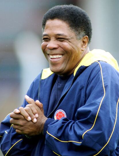 Pacho Maturana, durante un entrenamiento de Colombia.