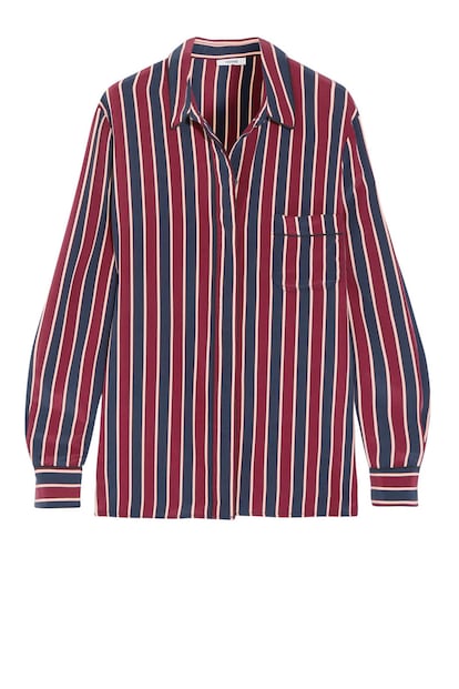 El gigante del lujo online Net-a-porter acaba de caer rendido a sus pies. Desde hace unos días está a la venta en su web la colección otoño-invierno de Ganni con prendas tan apetecibles como esta blusa (220 euros).