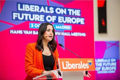 La presidenta de Ciudadanos, Inés Arrimadas, este domingo en un acto celebrado en Madrid.