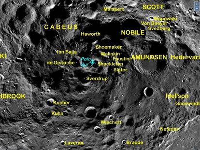 La región del polo sur de la Luna está repleta de cráteres que albergan agua helada