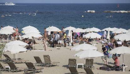 La playa de la Nueva Icaria de Barcelona.