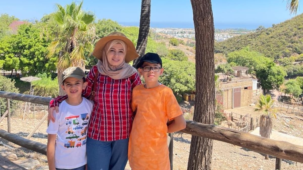 Los abuelos en Granada, los nietos atrapados en Gaza: “La gente está